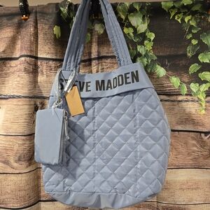 New tote bag with wristlet